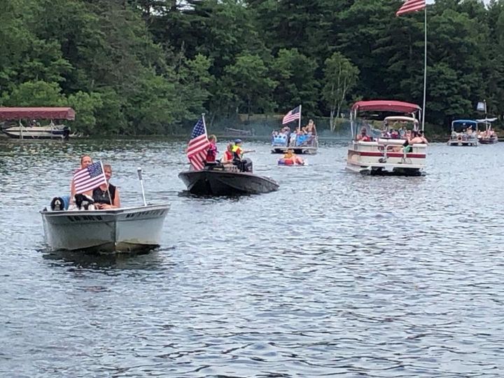 July-4-boat-parade
